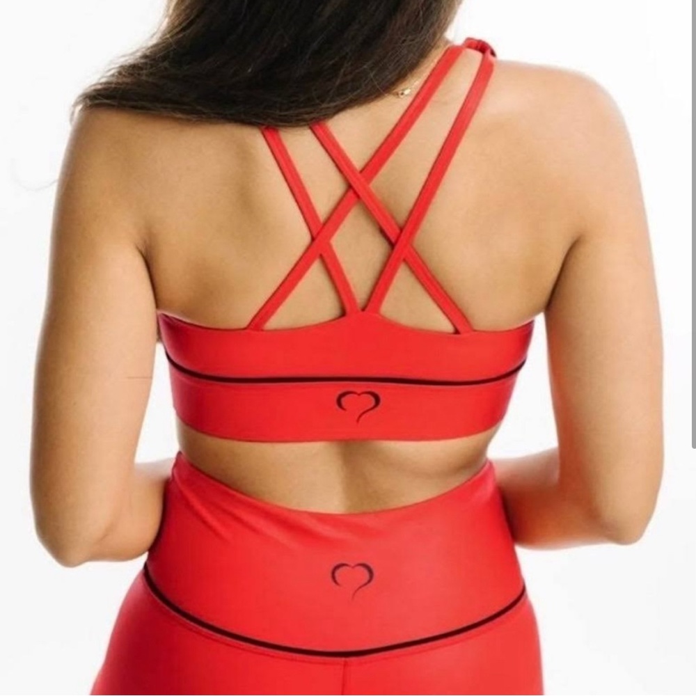 NWOT🌹Beautiful Zyia ACTIVE RED HEART Sports  Bra 💝